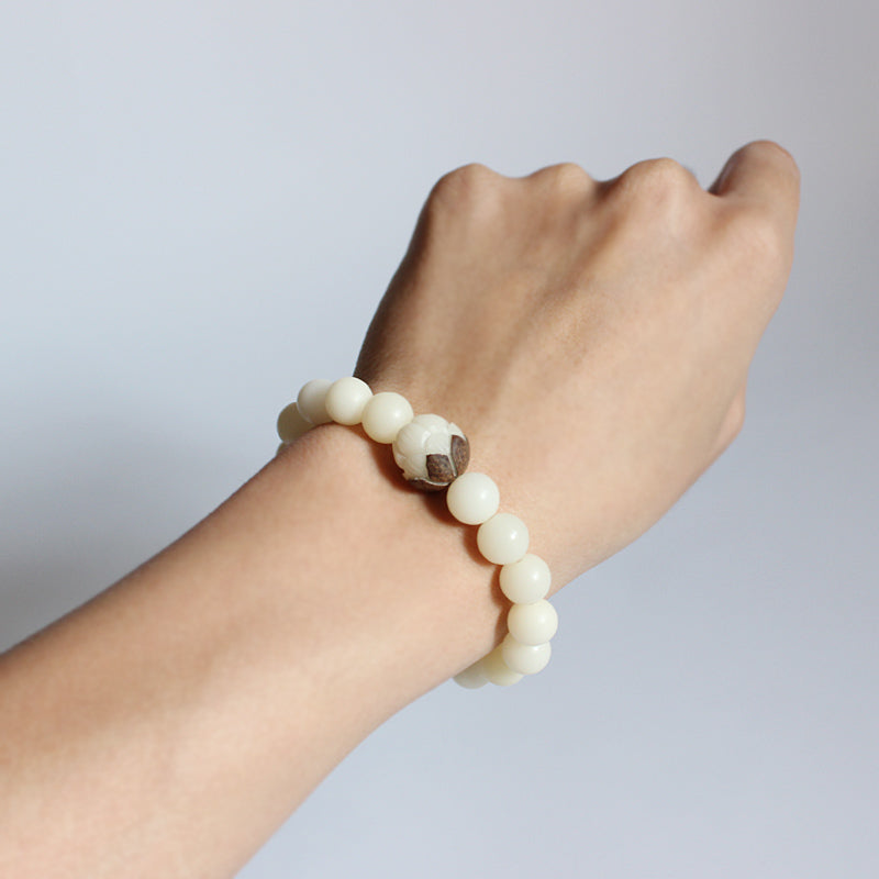Buddhist Handcrafted Nature Sandalwood Bracelet for " Tolerance & Patience" (made with Organic Lotus Flower & White Bodhi Seeds)