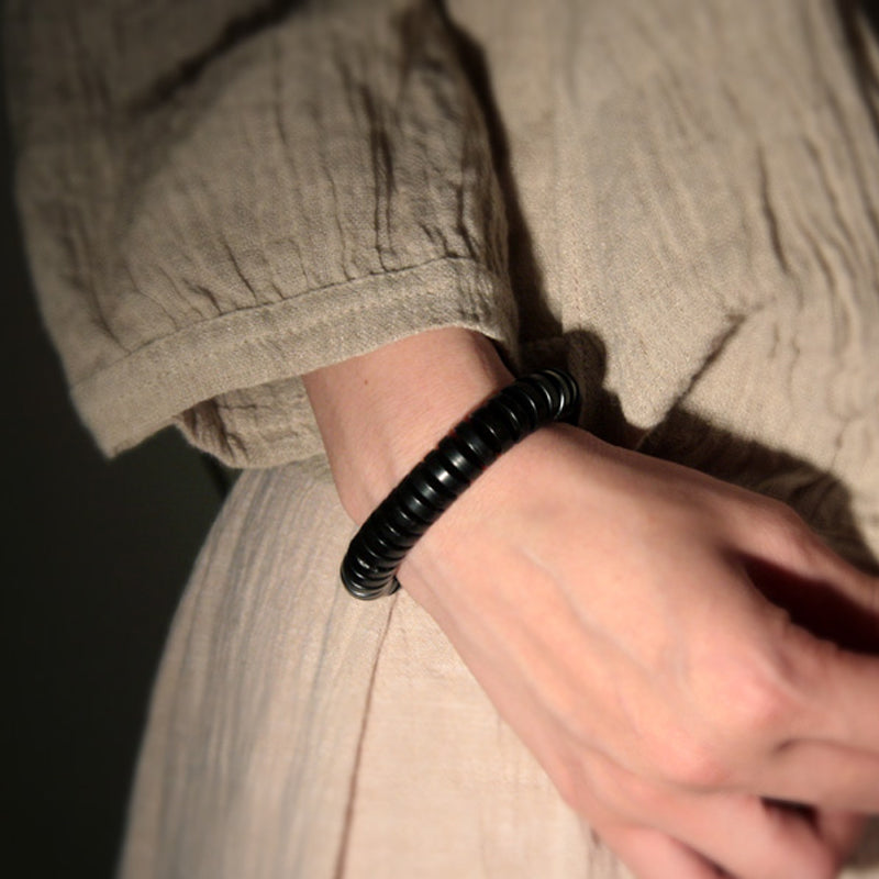 Buddhist Handcrafted Nature Sandalwood Bracelet Stillness Bracelet (Organic Coco Nut Shell)