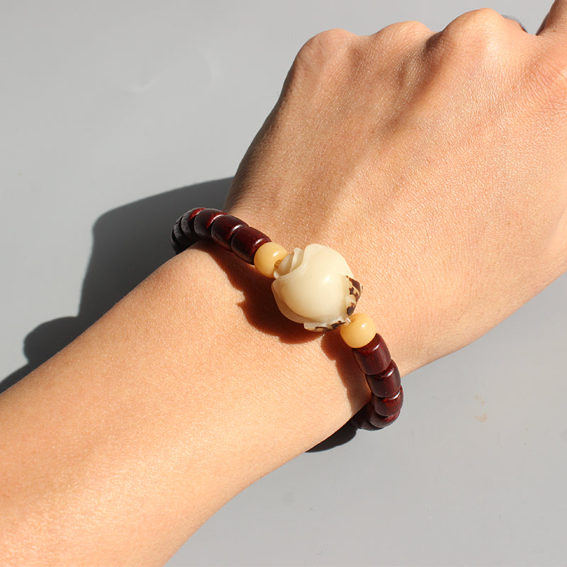 Buddhist Handcrafted Nature Sandalwood Strength & Peace of Mind Bracelet with Carved Rose Charm