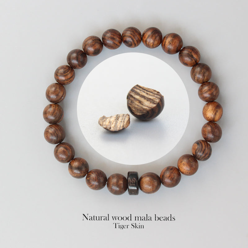 Buddhist Handcrafted Nature Sandalwood Bracelet for "Integrity & Loyalty" - Om Ma Ni Pad Me Hum Center