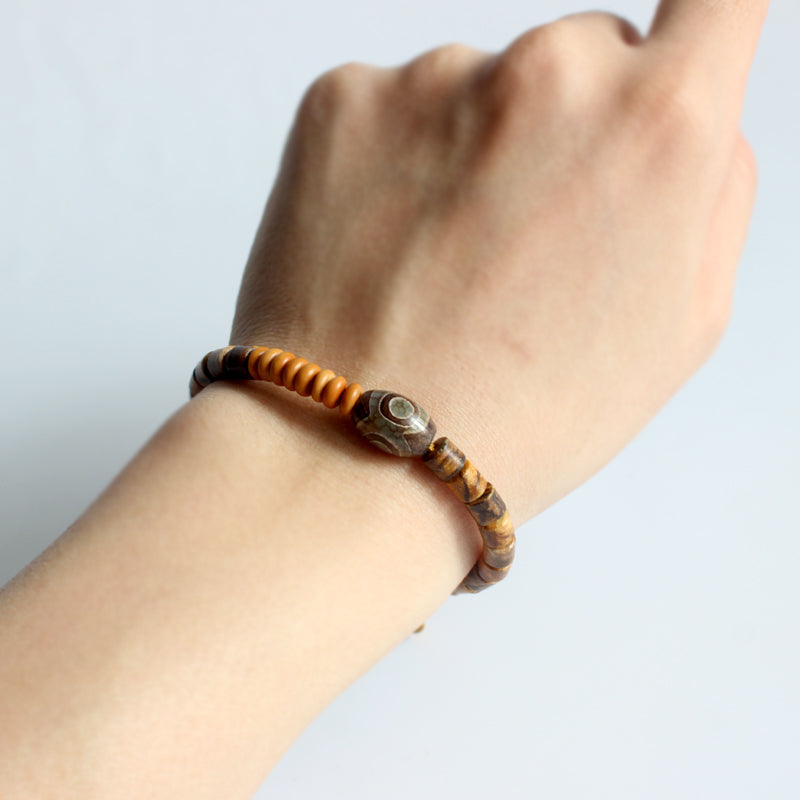 Buddhist Handcrafted Nature Sandalwood Bracelet for "Stillness & intuition" with Tibetan Historic Granite Amulet