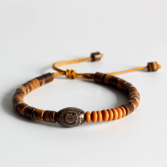 Buddhist Handcrafted Nature Sandalwood Bracelet for "Stillness & intuition" with Tibetan Historic Granite Amulet