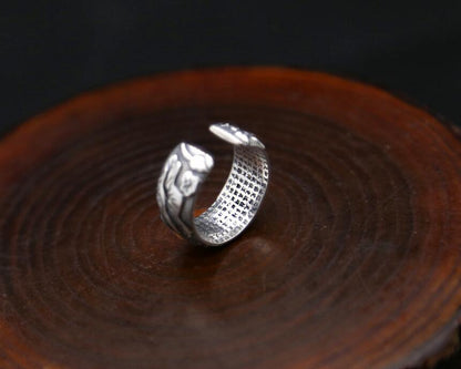 Lotus Ring of Wisdom (Heart Sutra Engraved Inside) (Silver)