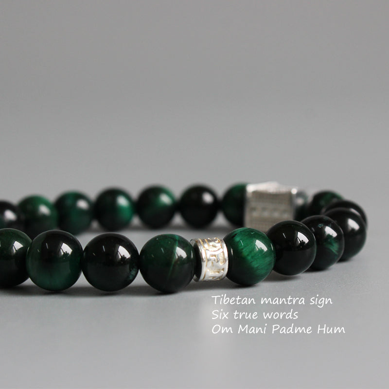 Protection Bracelet with Om Mani Padme Hum Charm (Green Cobra Eyestone)