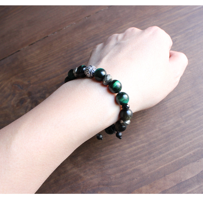 Buddhist Handcrafted Nature Sandalwood Divinity Bracelet (Green Cobra Eye Stone and Obsidian)