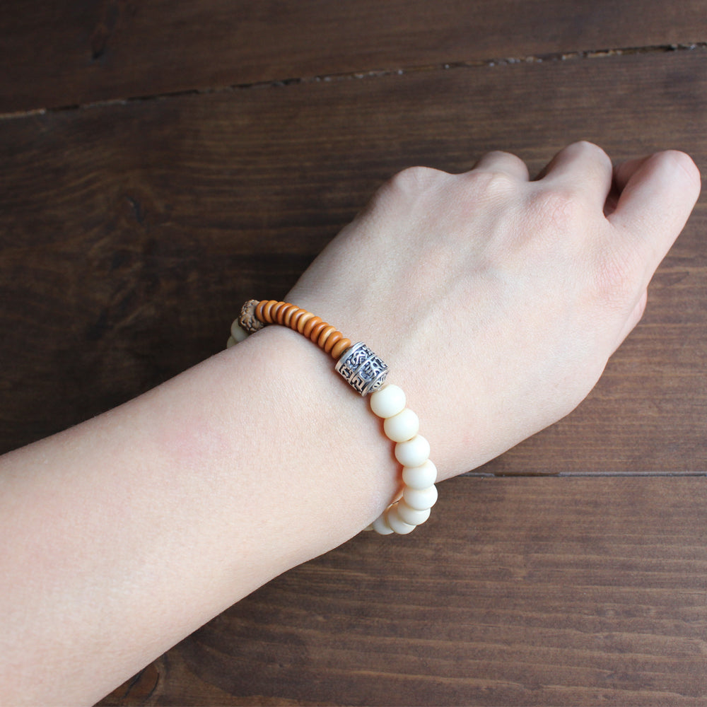 Buddhist Handcrafted Nature Sandalwood Tradition Bracelet (Tagua Nut)
