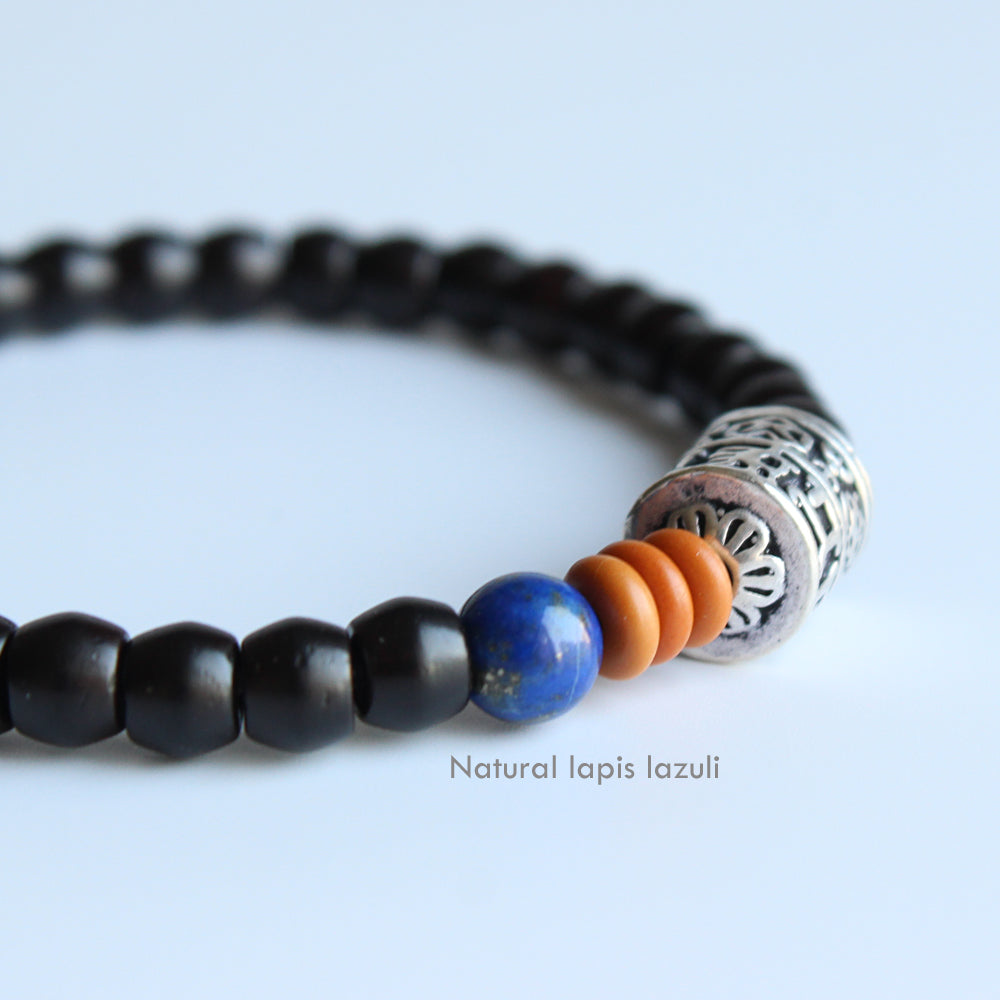 Buddhist Handcrafted Nature Sandalwood Bracelet for "Good Luck" (made with Antiquity Stone of Lapiz Lazuli)