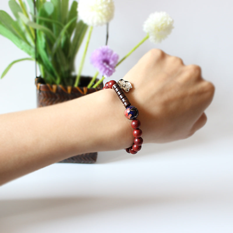 Buddhist Handcrafted Nature Sandalwood Composure Bracelet with Lotus Leaf Charm (Red Sandalwood)