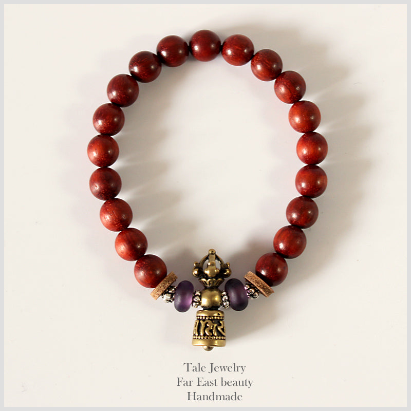 Buddhist Handcrafted Nature Sandalwood Bracelet for "Benevolence & Bold" with Vajra Strength Charm