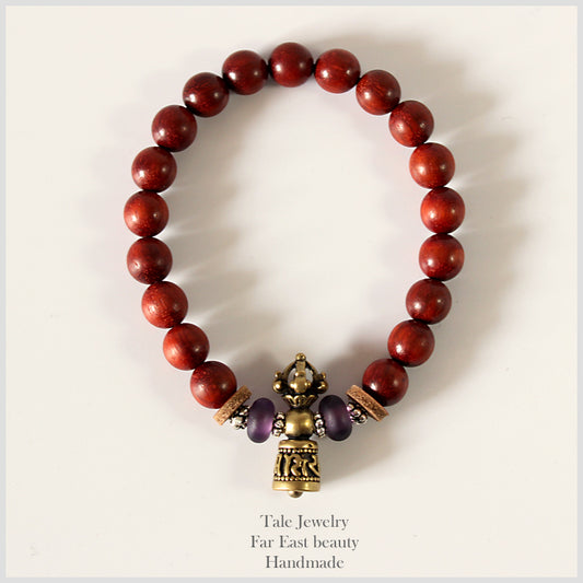 Buddhist Handcrafted Nature Sandalwood Bracelet for "Benevolence & Bold" with Vajra Strength Charm